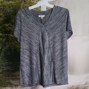 Jillian N Womens Medium Petite black gray dressy abstract short sleeve top